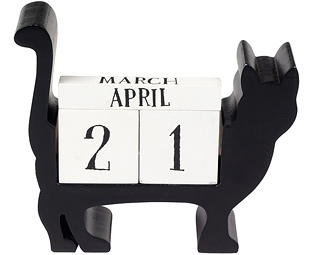 Decorative animal ornaments that tell the date year after year