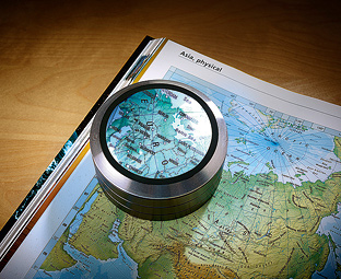 Luxury LED-Lit Desktop Magnifier 