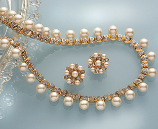 Doris Day Necklace 