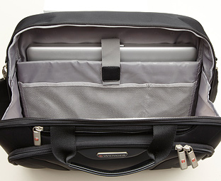 Wenger Briefcase - Comes with a FREE Airport Wallet, worth 14.95 