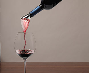 Rabbit  Wine Pourer 