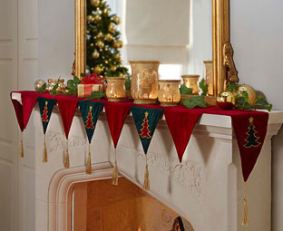 Christmas Tree Mantelpiece Runner 